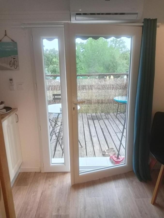 La Chouette Villa, Chambre Mazet De 11M2 Piece Sous-Pente Acces Par Escalier En Bois Cannes-et-Clairan Exterior foto